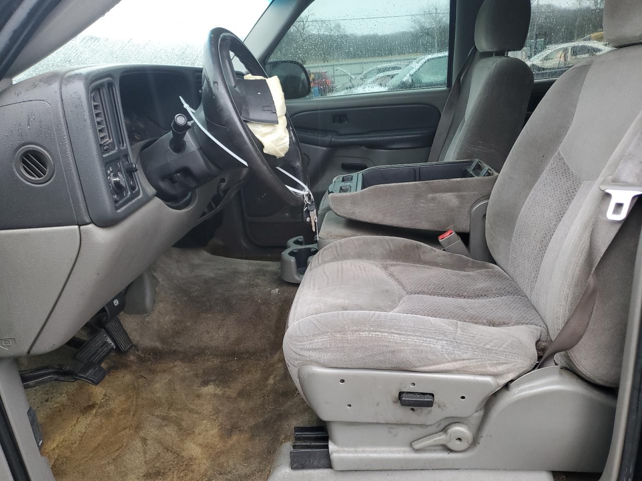 2003 Chevrolet Tahoe - Image 7