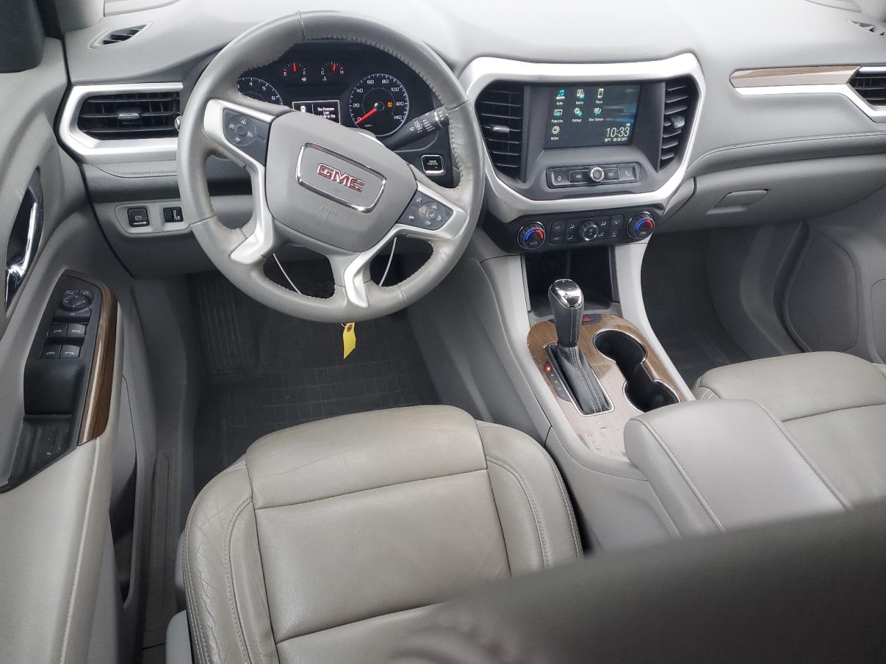 2017 GMC Acadia - Image 8