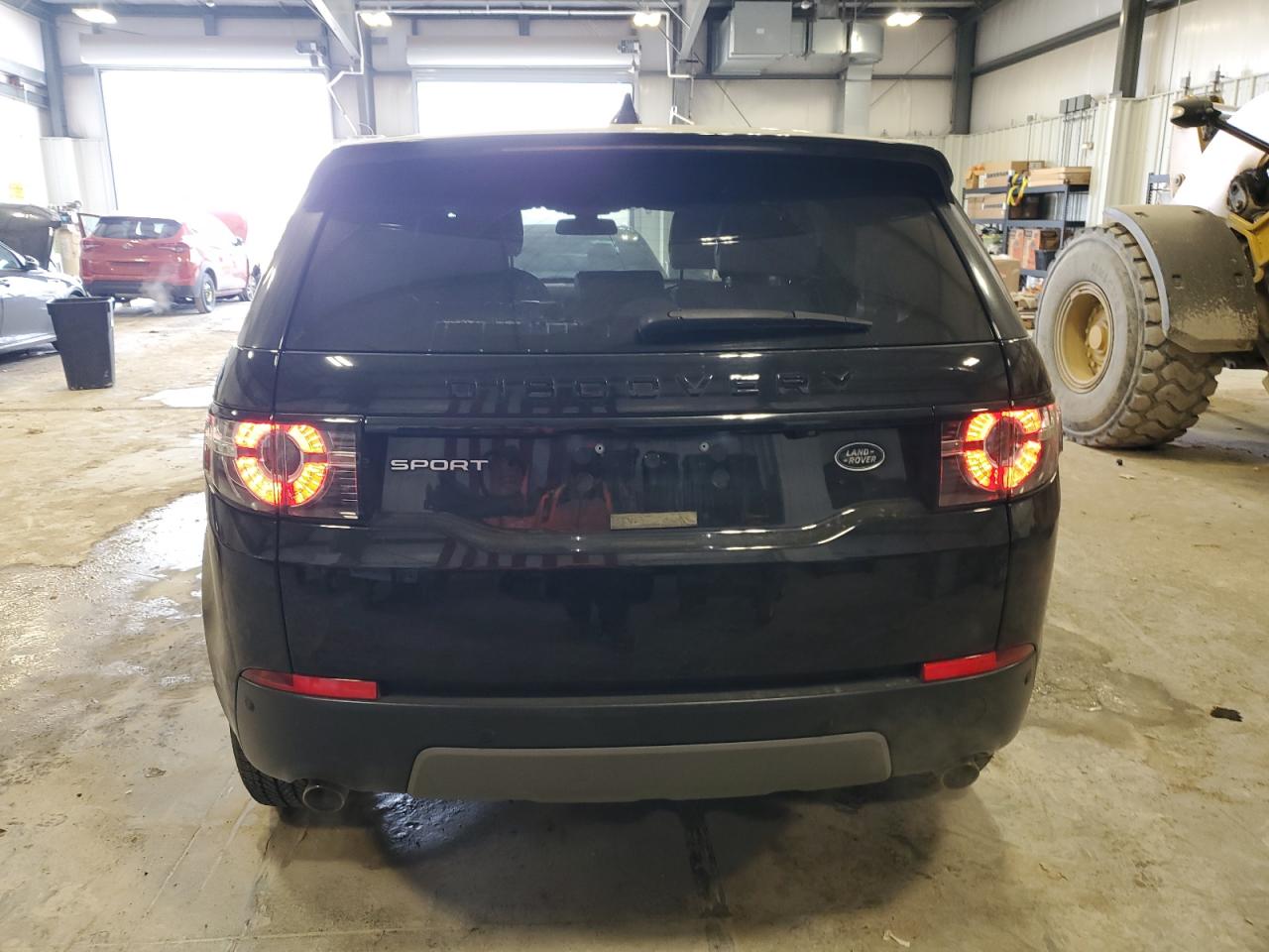 2017 Land Rover Discovery - Image 6