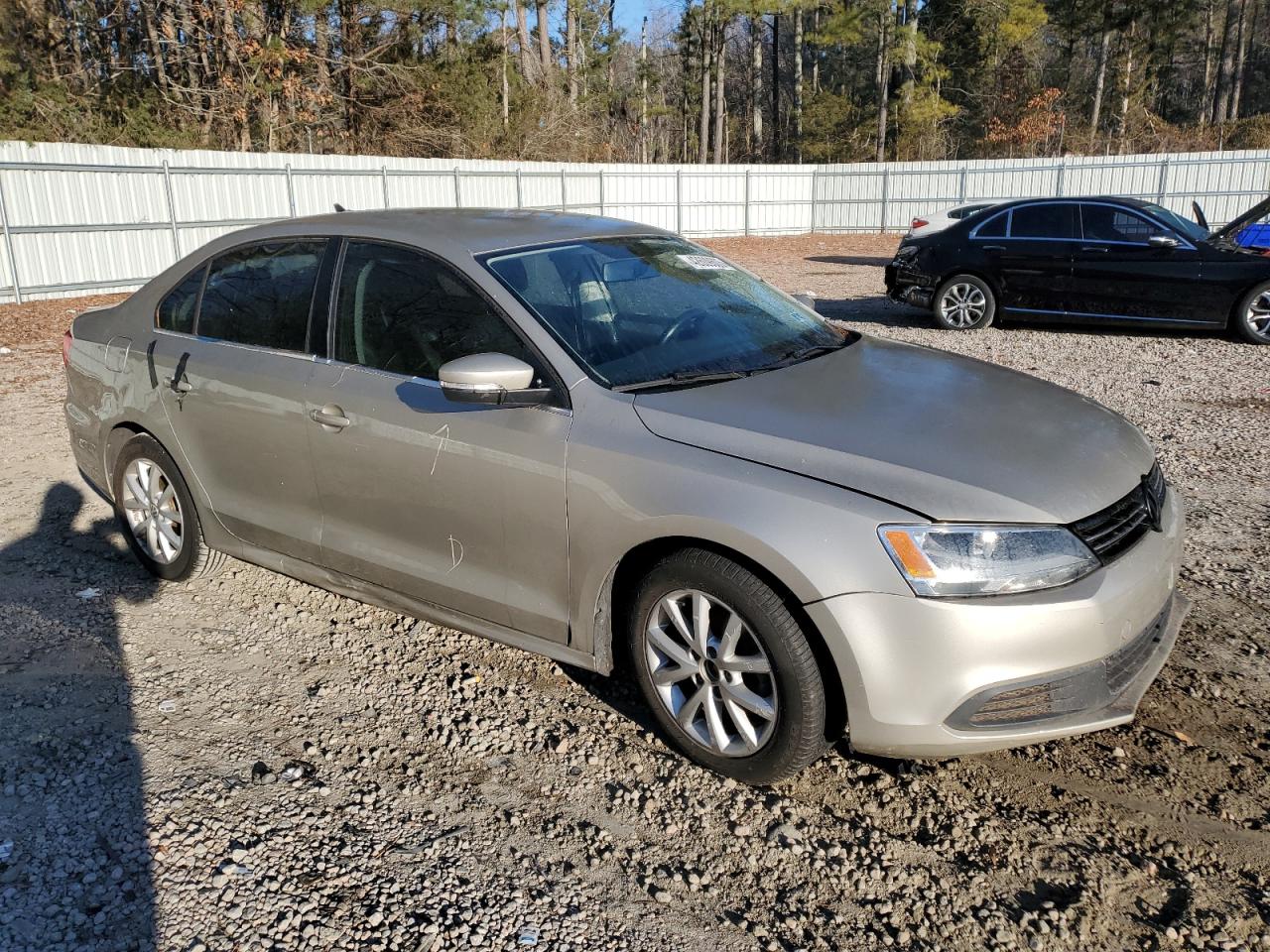 2014 Volkswagen Jetta - Image 4