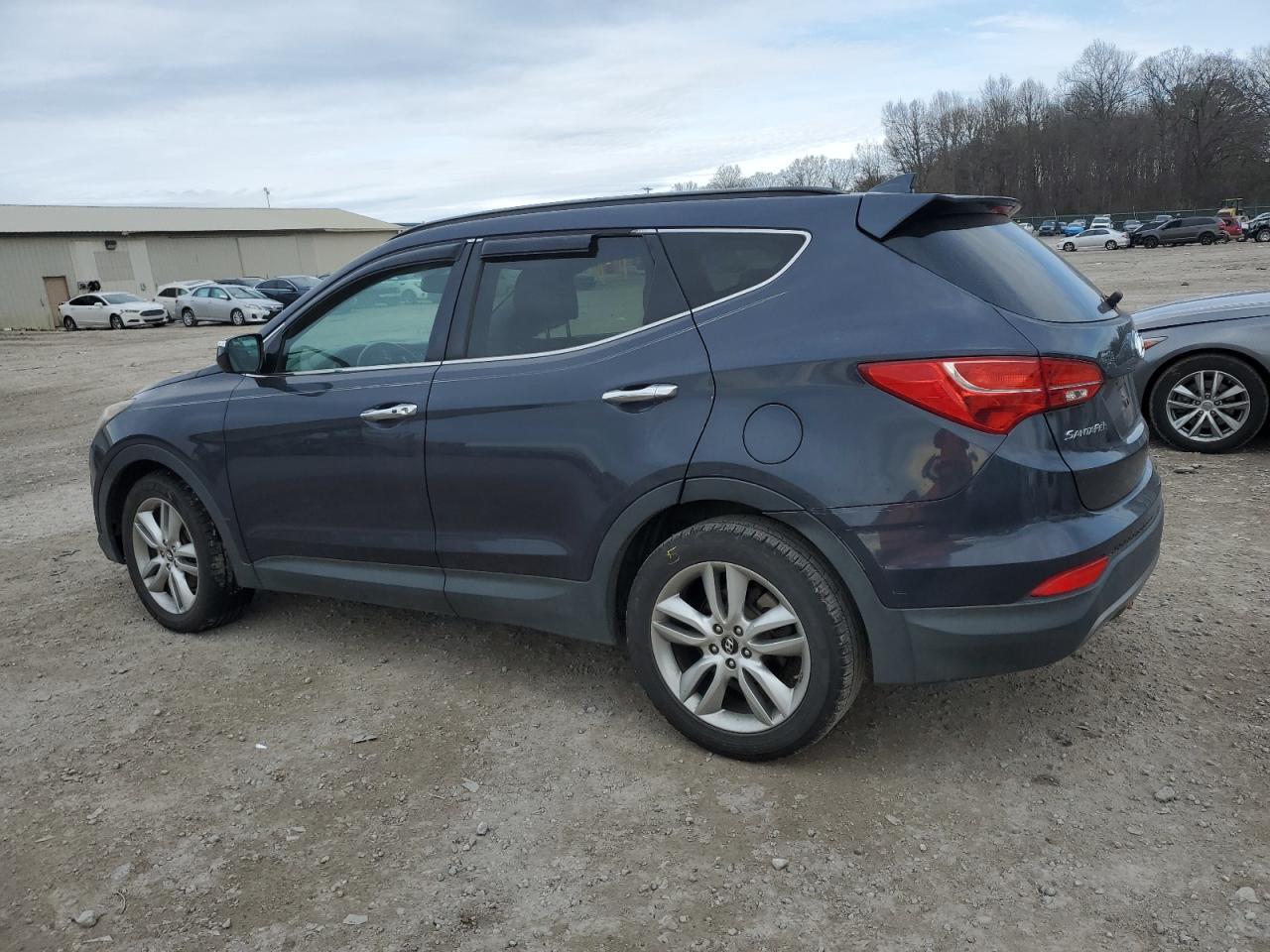 2014 Hyundai Santa Fe - Image 2