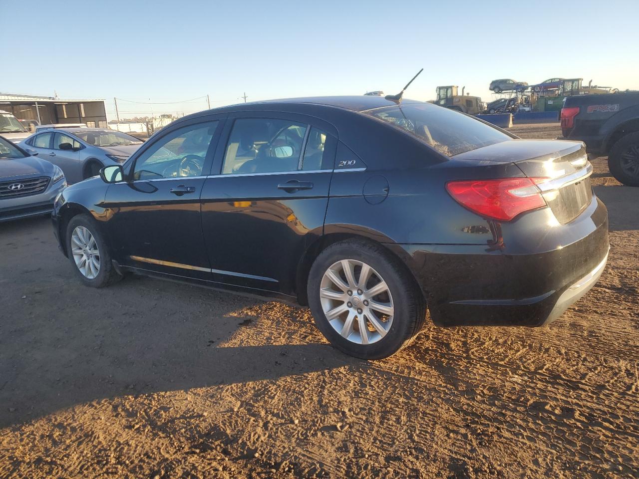 VIN 1C3CCBBB6DN585940 2013 CHRYSLER 200 no.2