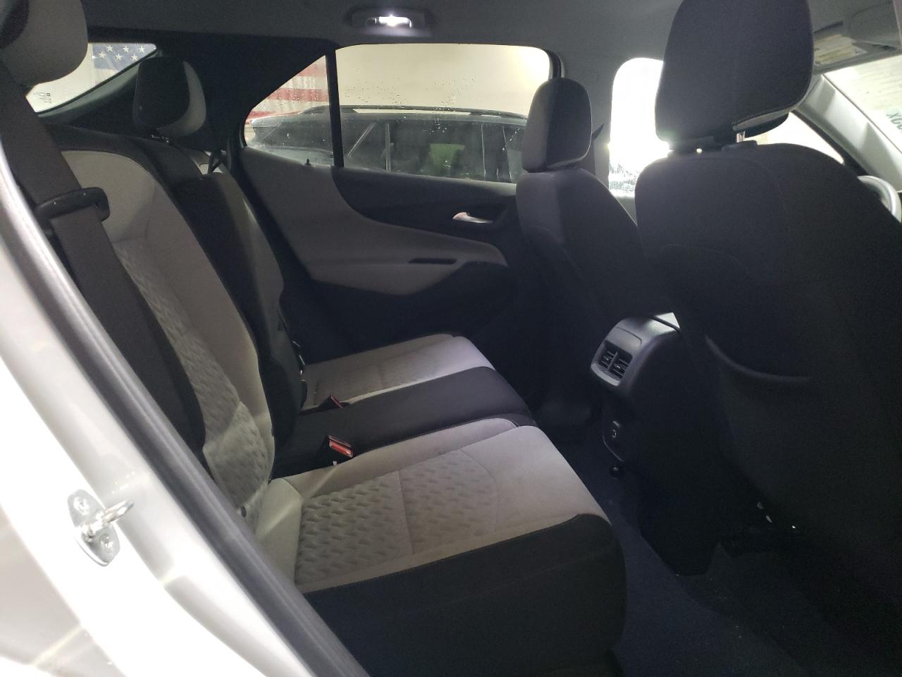 2022 Chevrolet Equinox - Image 10