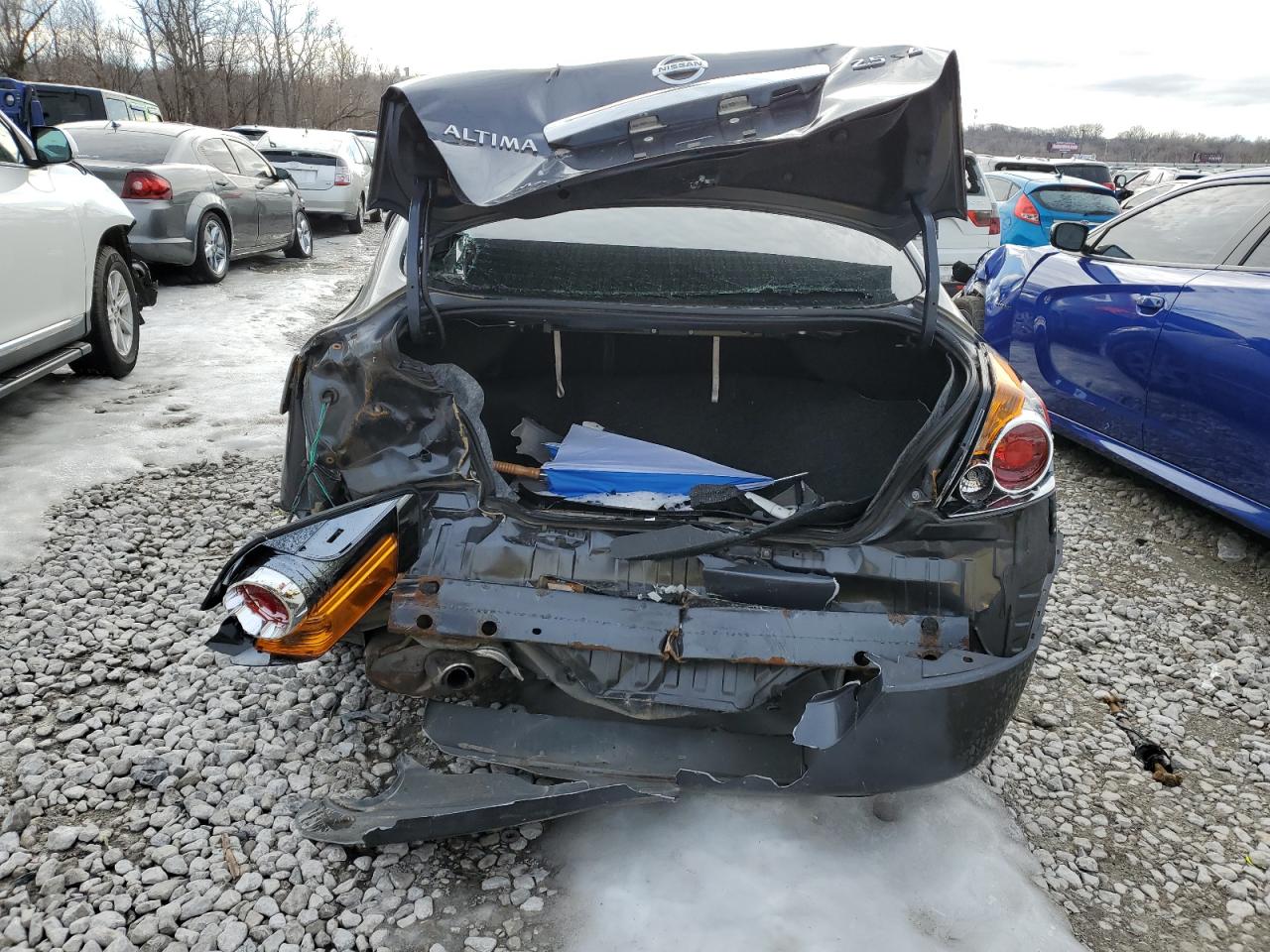2010 Nissan Altima - Image 6