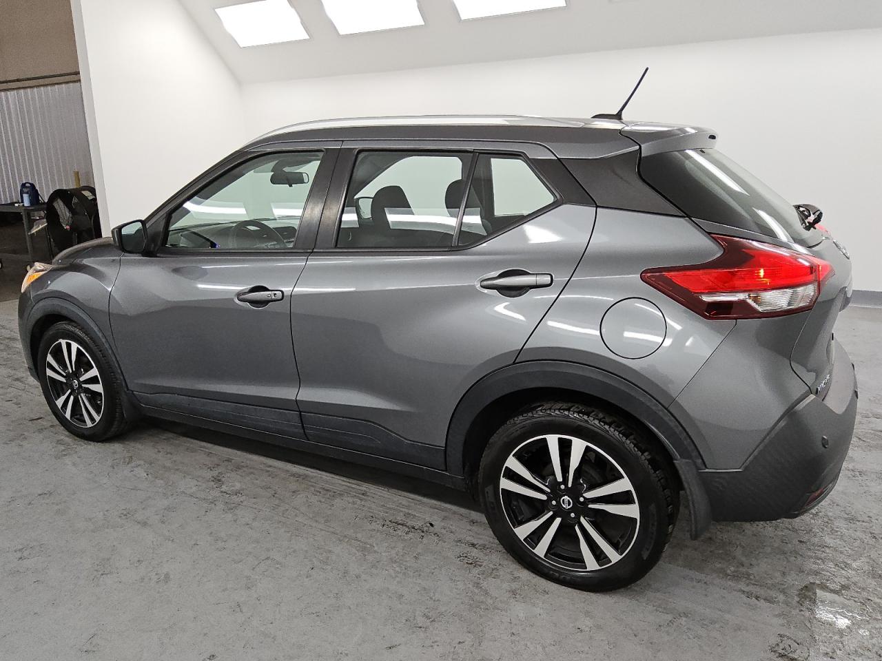 2020 Nissan Kicks - Image 2
