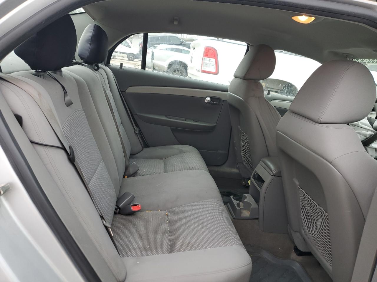 2011 Chevrolet Malibu - Image 10