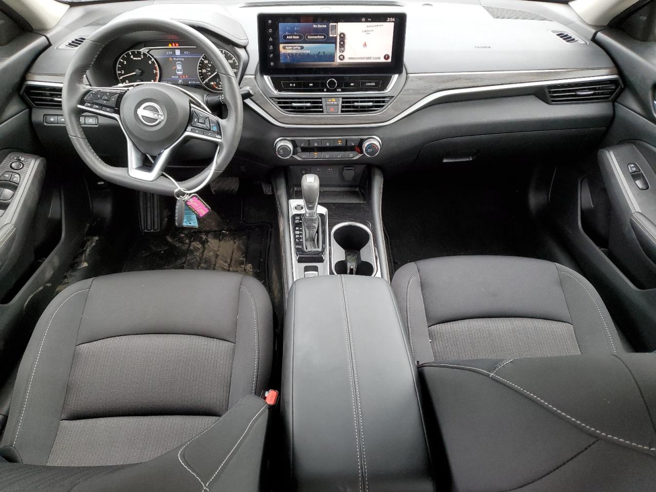 2024 Nissan Altima - Image 8