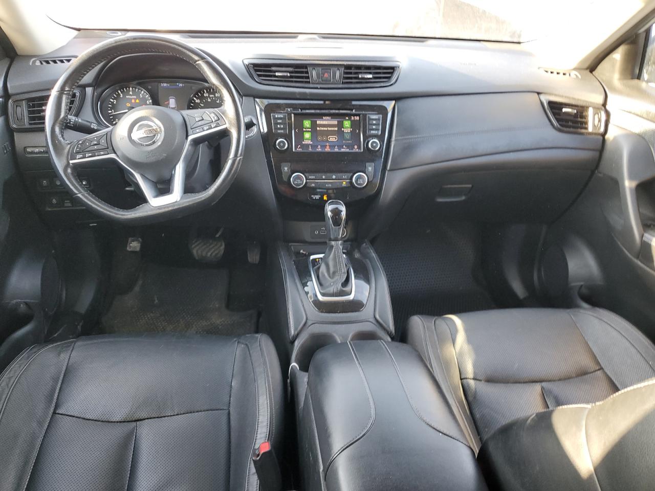 2018 Nissan Rogue - Image 8