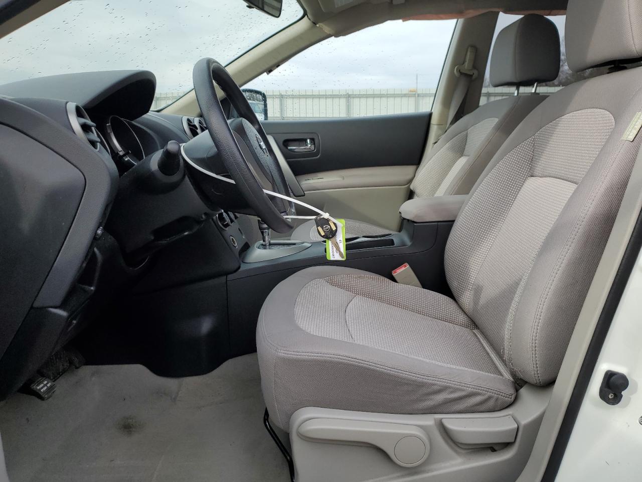 2010 Nissan Rogue - Image 7