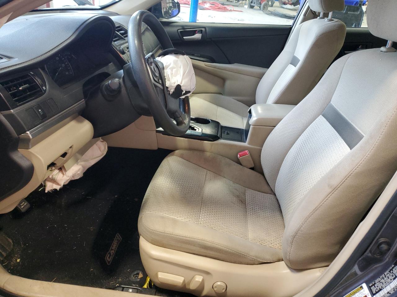2014 Toyota Camry - Image 7