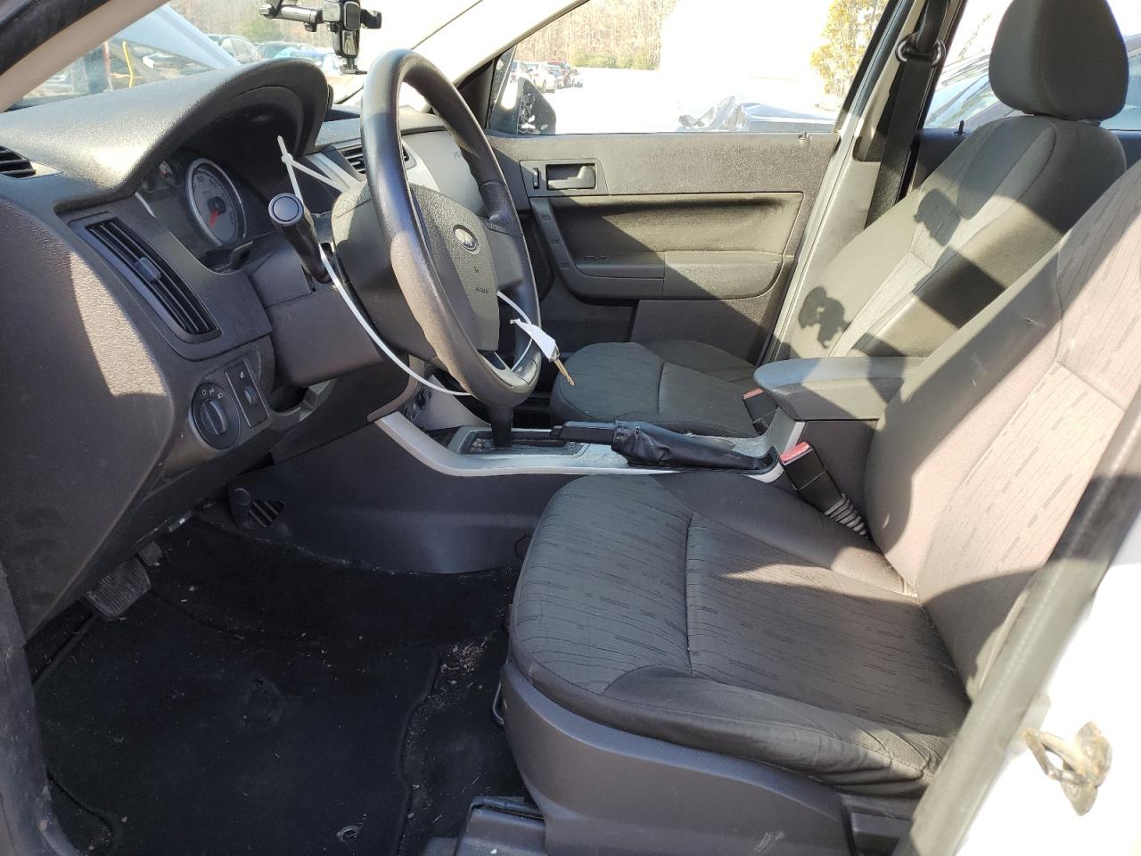 2008 Ford Focus - Image 7