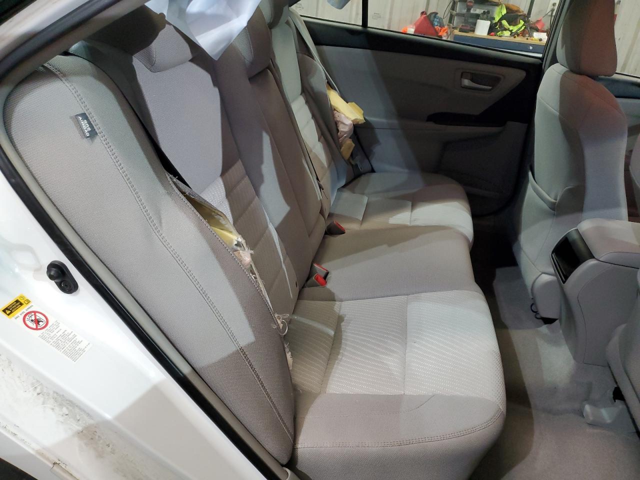 2015 Toyota Camry - Image 10