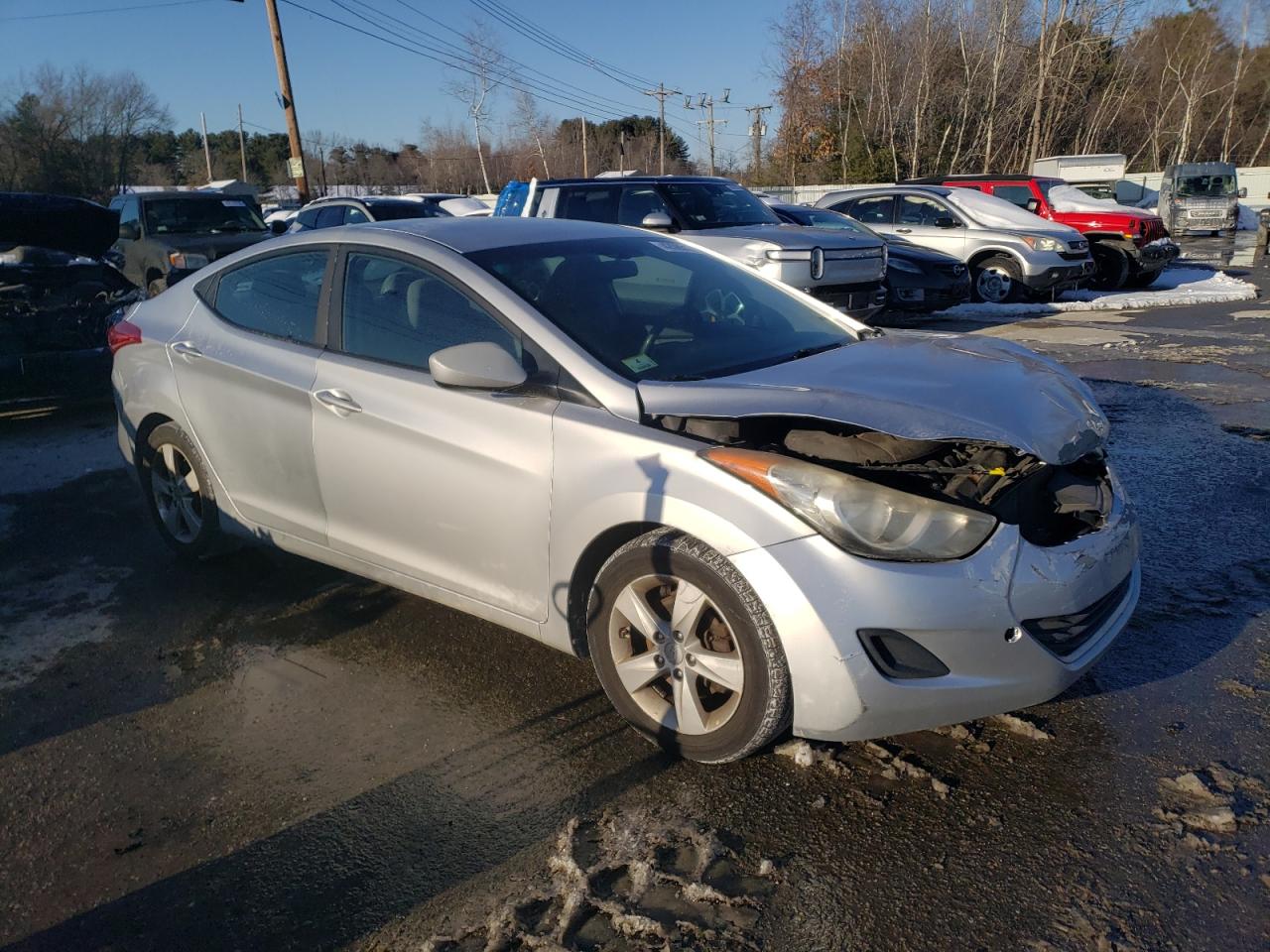 2013 Hyundai Elantra - Image 4