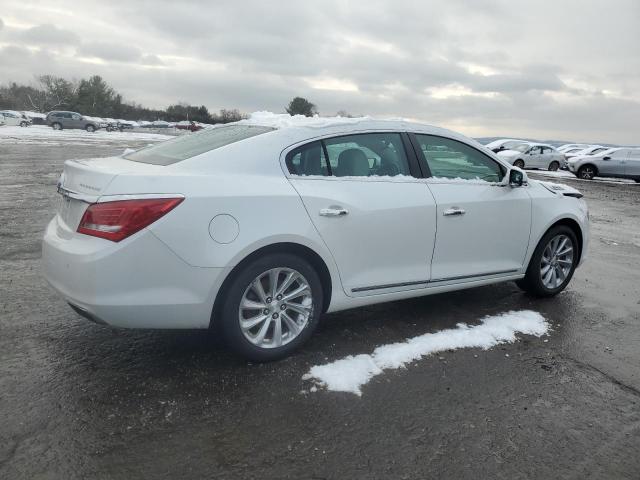  BUICK LACROSSE 2016 Белы