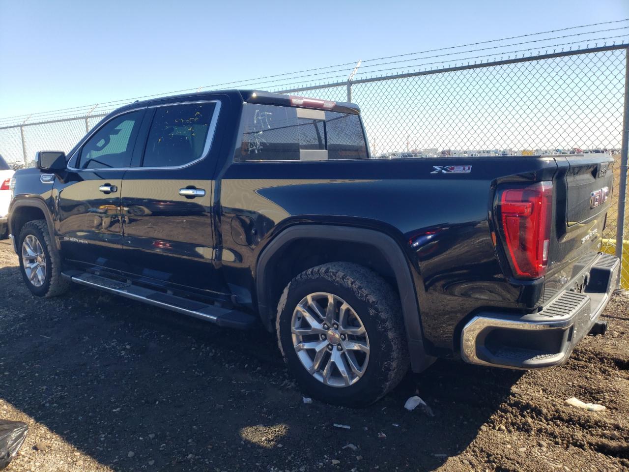 2020 GMC Sierra - Image 2