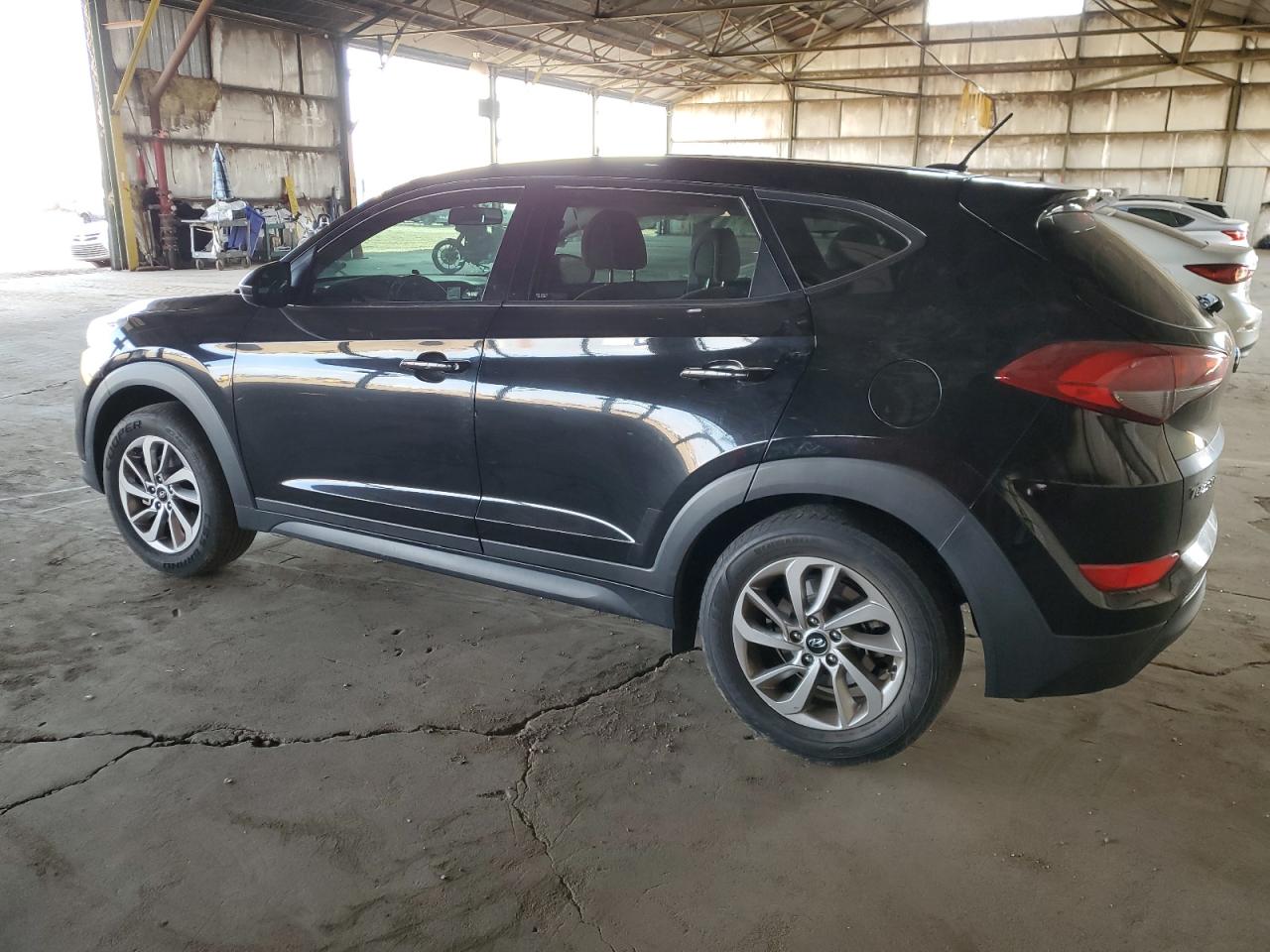 2017 Hyundai Tucson - Image 2