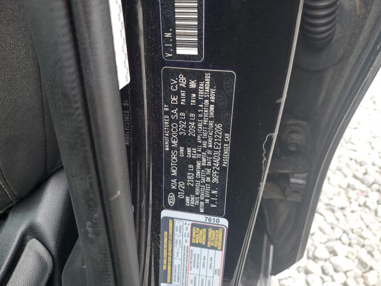 2020 Kia Forte - Image 13