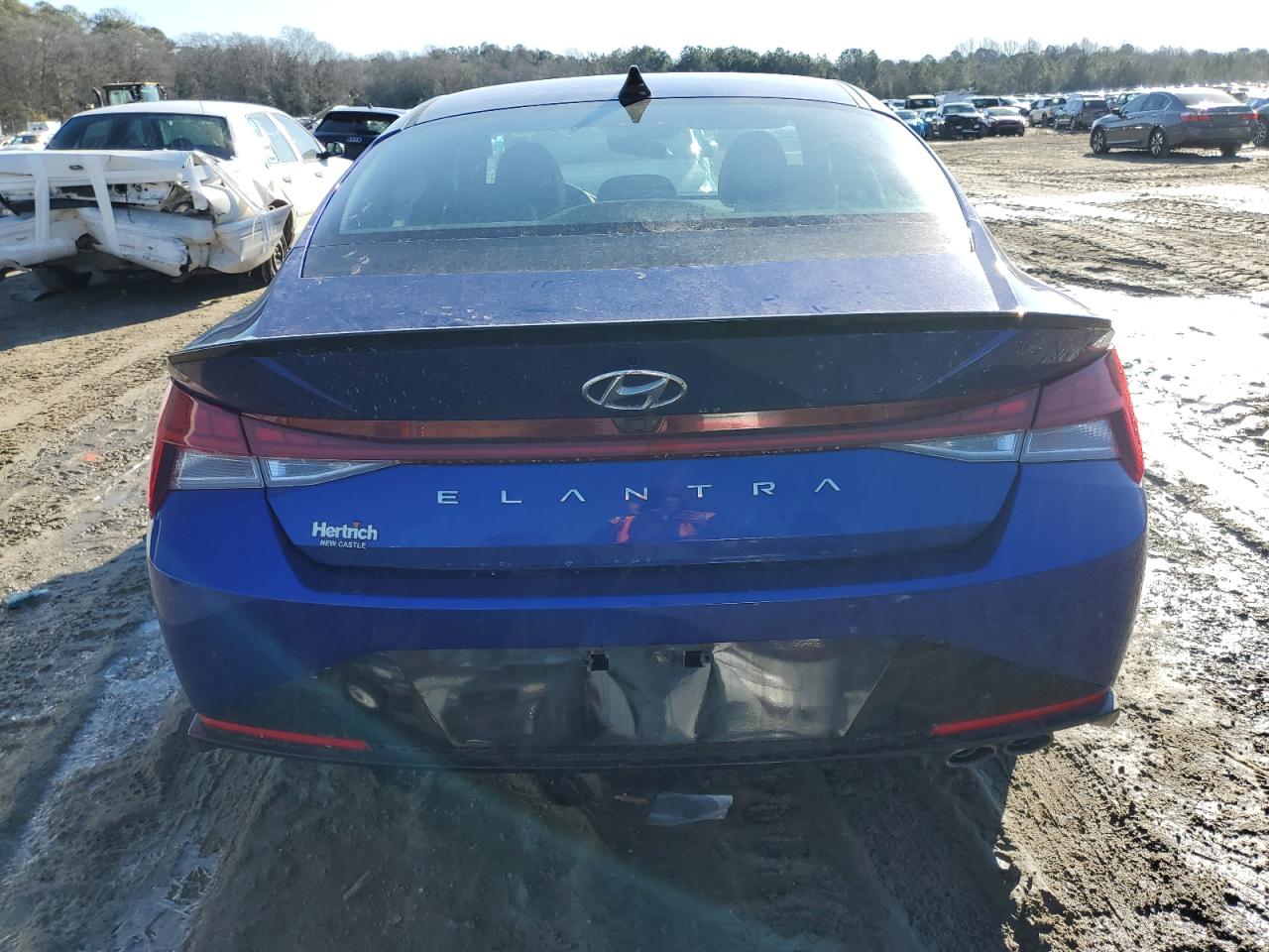 2023 Hyundai Elantra - Image 6