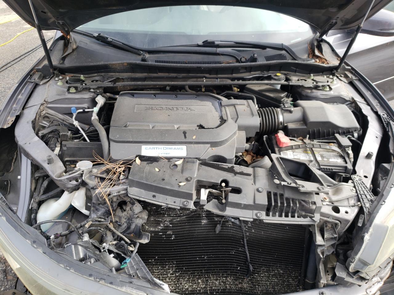 2015 Honda Accord - Image 11