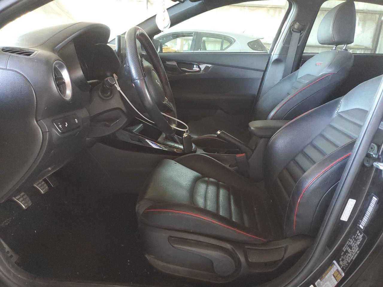2023 Kia Forte - Image 7