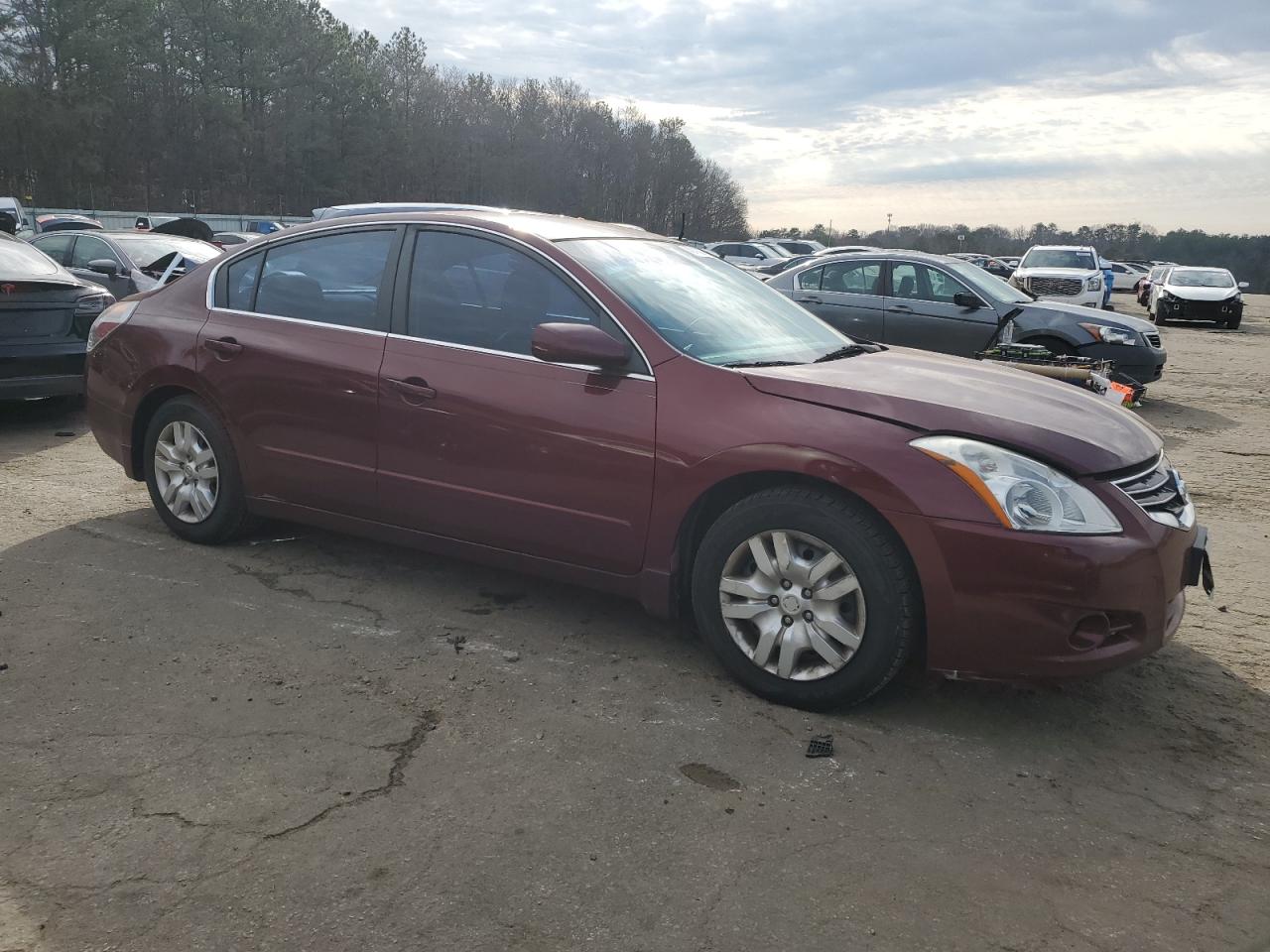 2010 Nissan Altima - Image 4