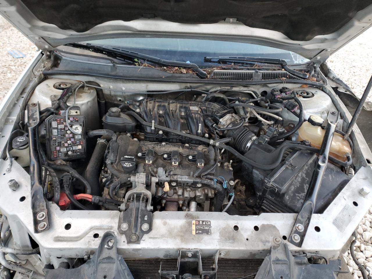 2016 Chevrolet Impala - Image 11