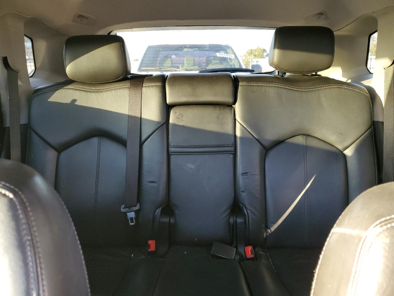 2015 Cadillac SRX - Image 10