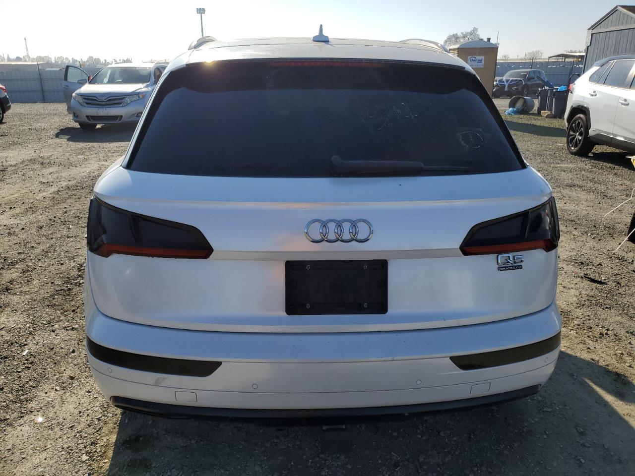 VIN WA1BNAFY1J2148056 2018 AUDI Q5 no.6