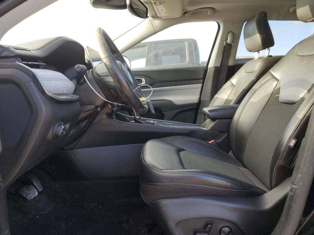 2022 Jeep Compass - Image 7