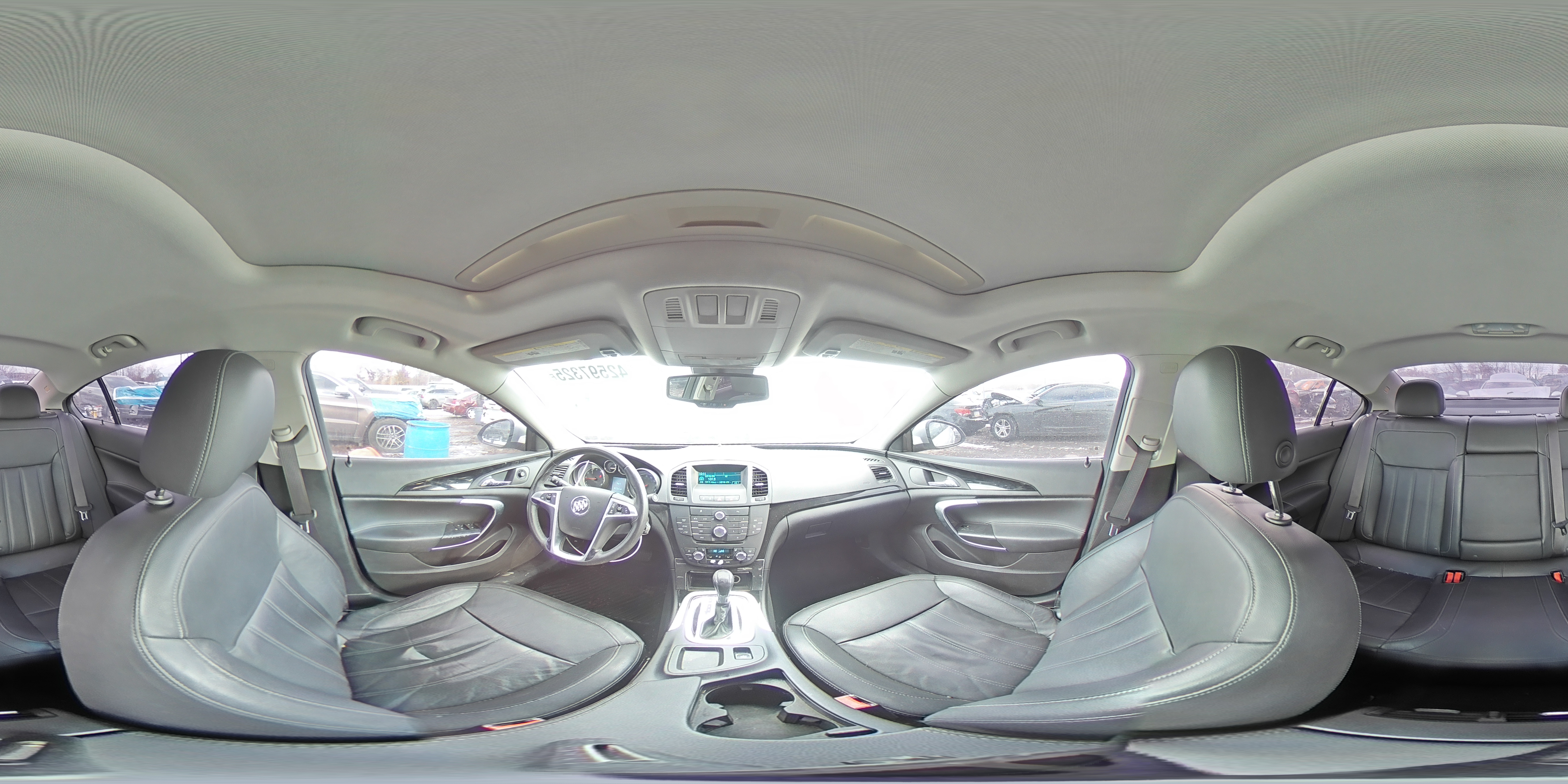 2011 Buick Regal - Image 12