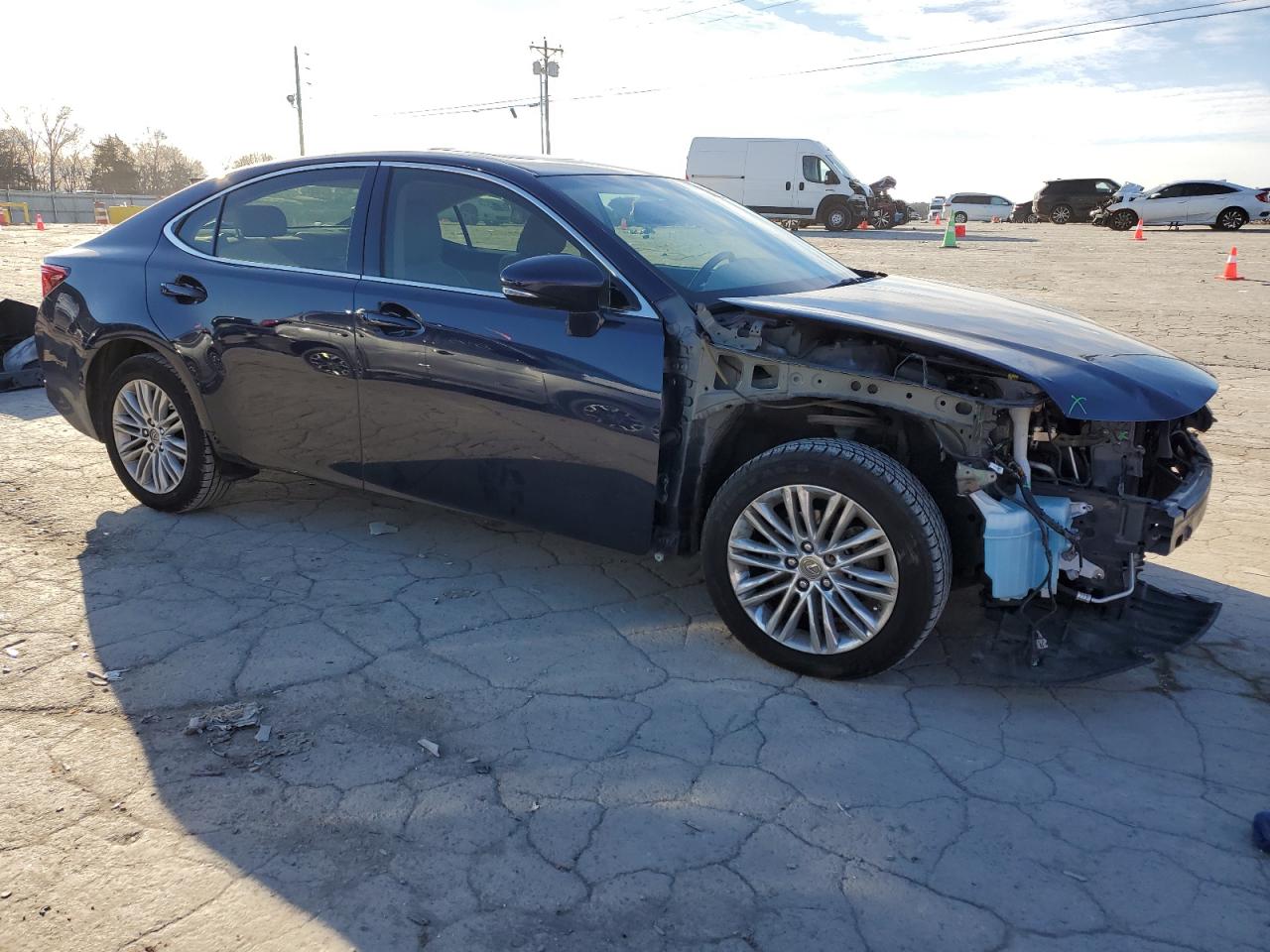 2014 Lexus ES - Image 4