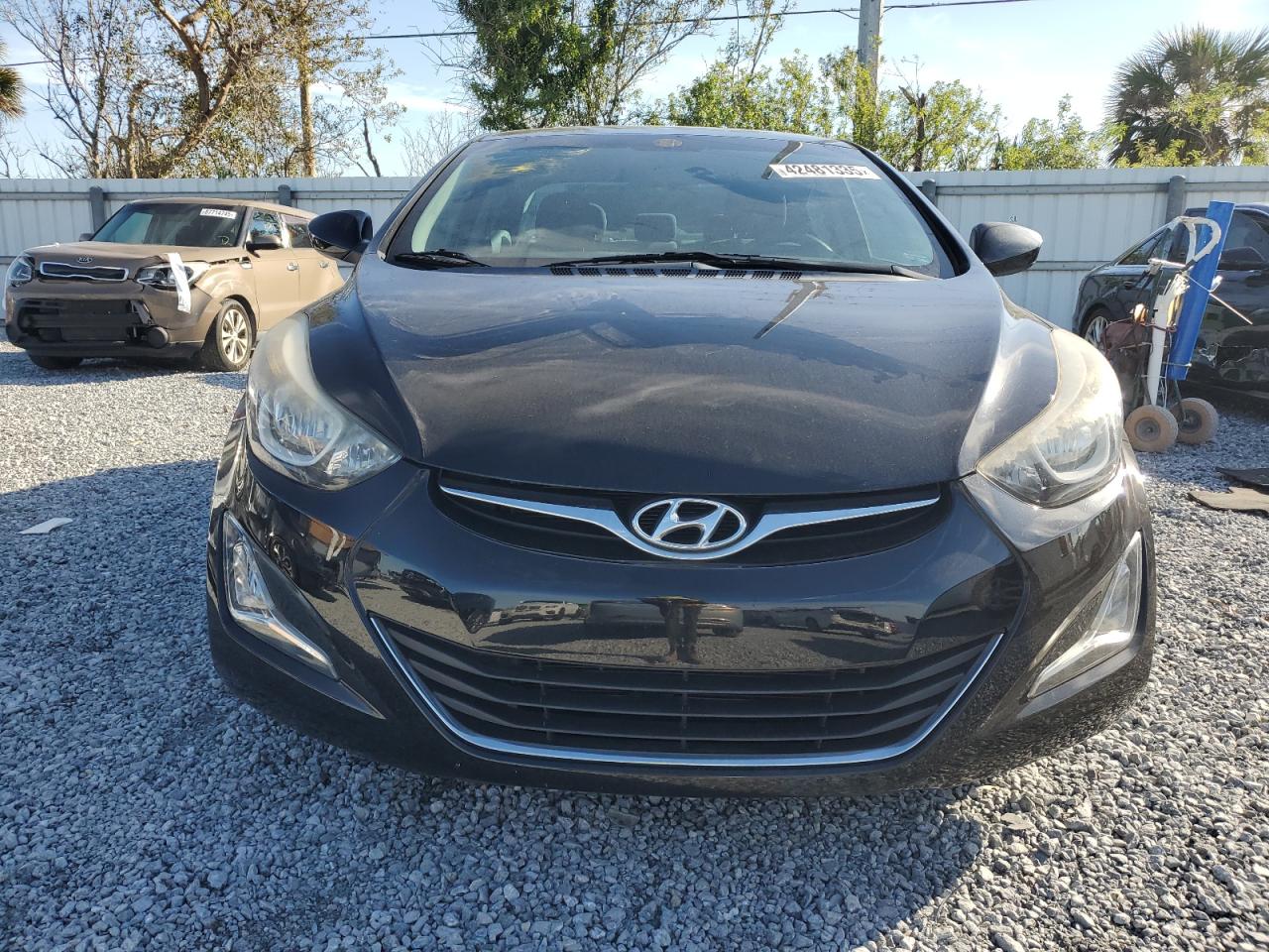 2016 Hyundai Elantra - Image 5