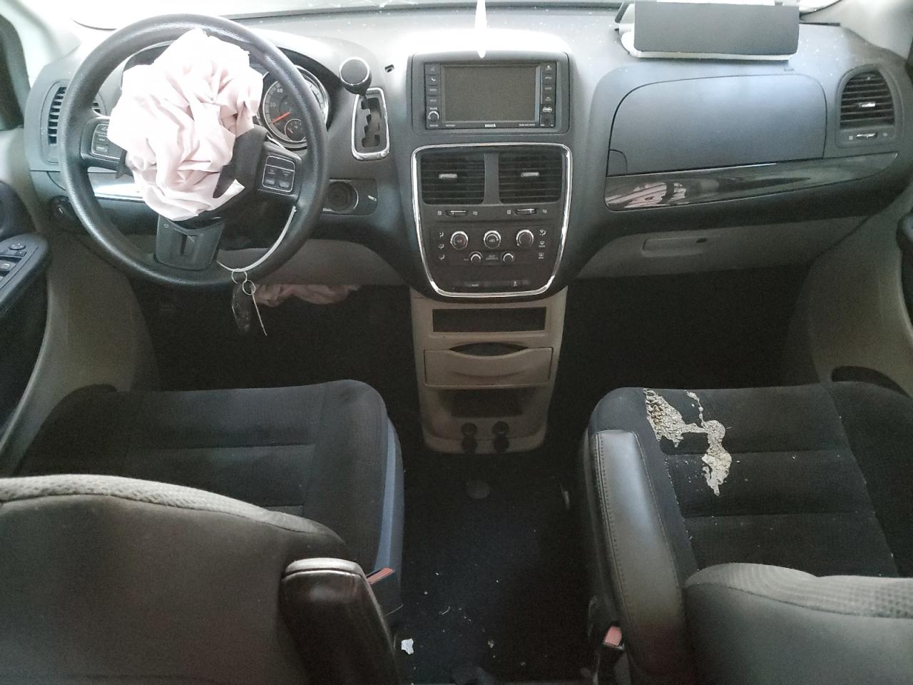 2019 Dodge Caravan - Image 8