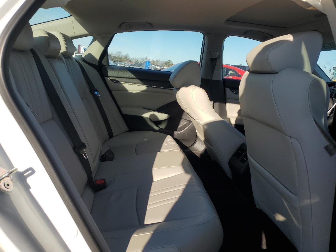 2018 Honda Accord - Image 10