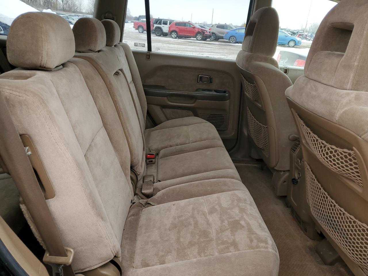 2005 Honda Pilot - Image 11