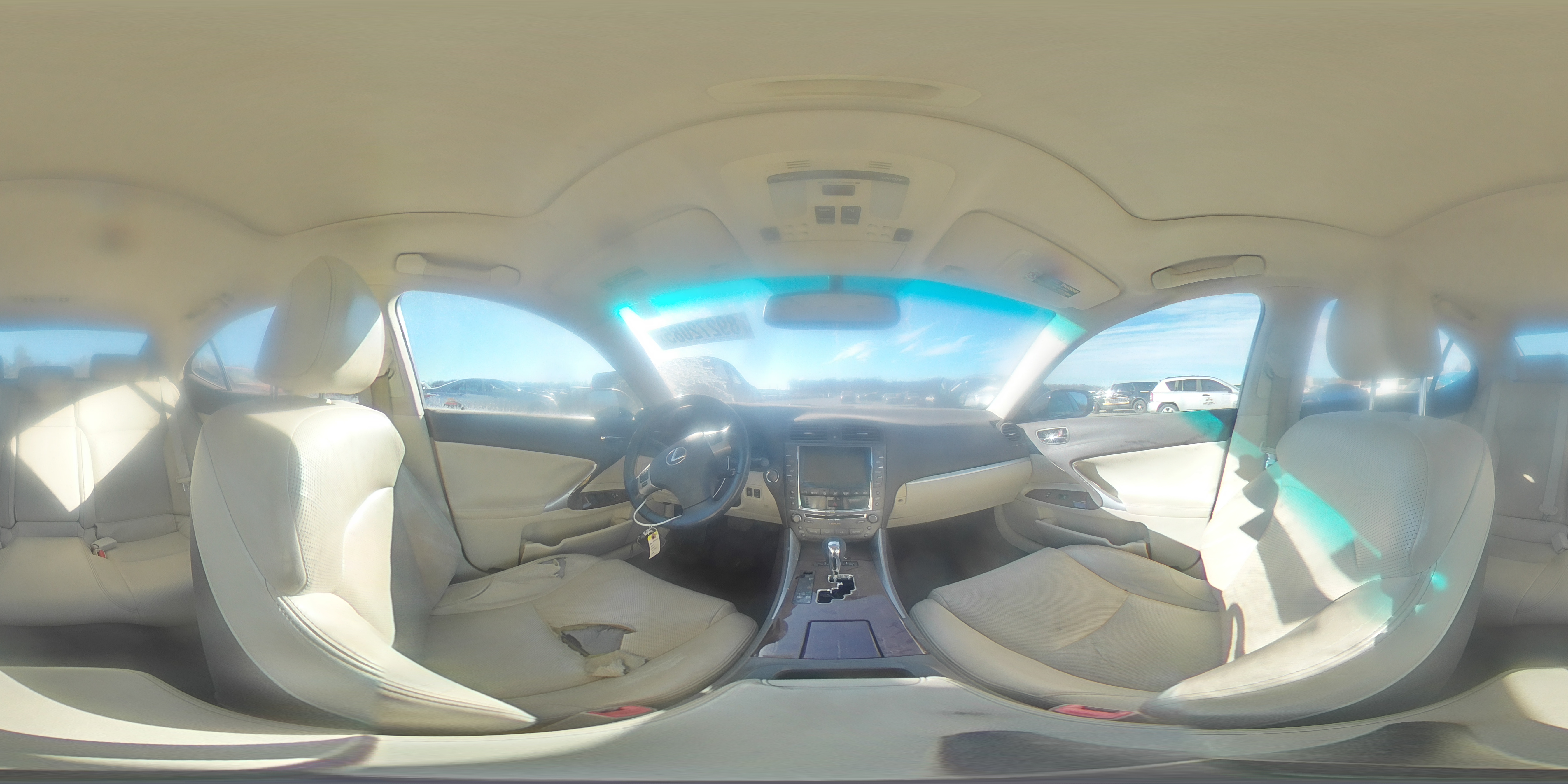 2011 Lexus IS - Image 13