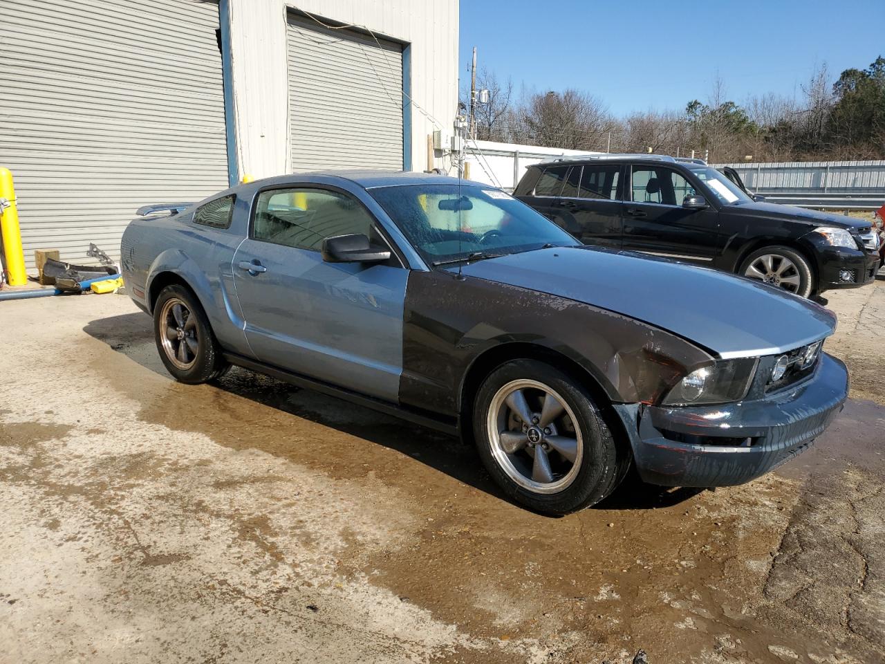 2006 Ford Mustang - Image 4