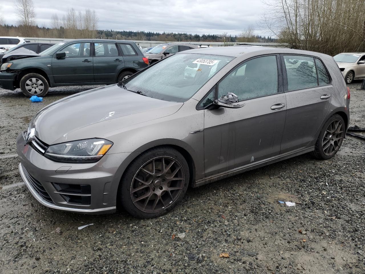 2016 Volkswagen Golf - Image 1