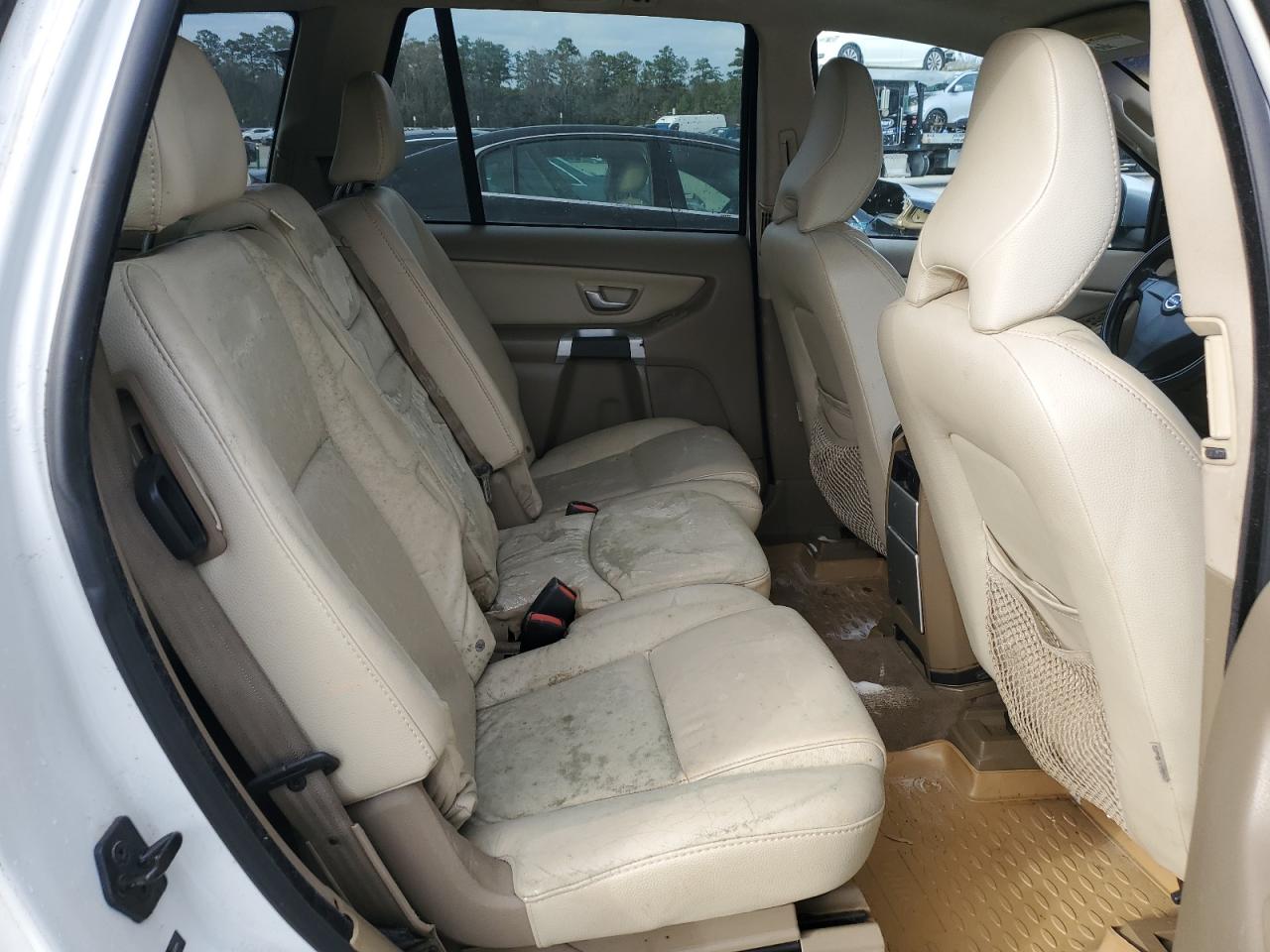 2013 Volvo XC90 - Image 11