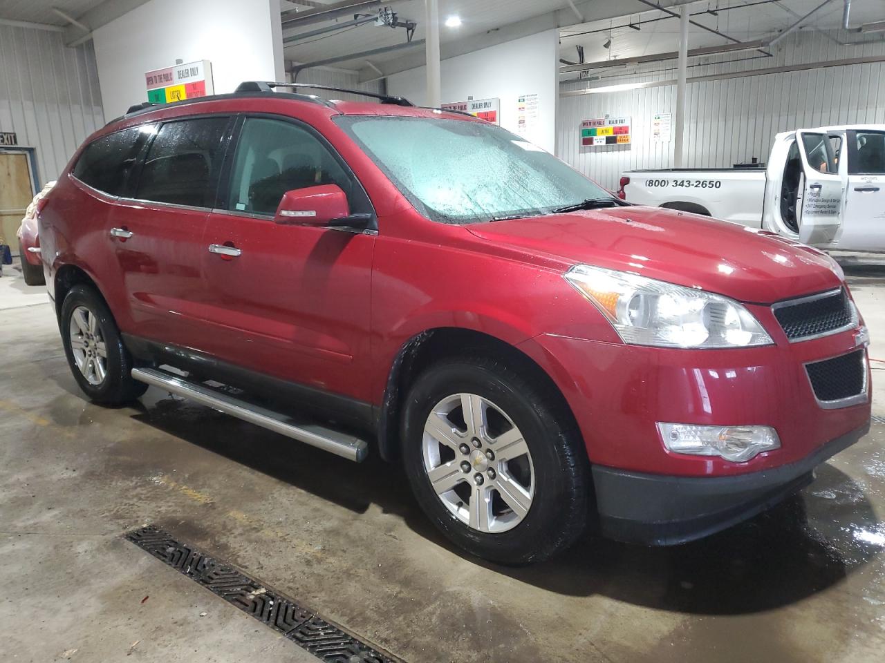2012 Chevrolet Traverse - Image 4