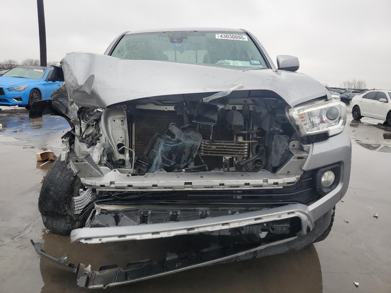 2020 Toyota Tacoma - Image 5