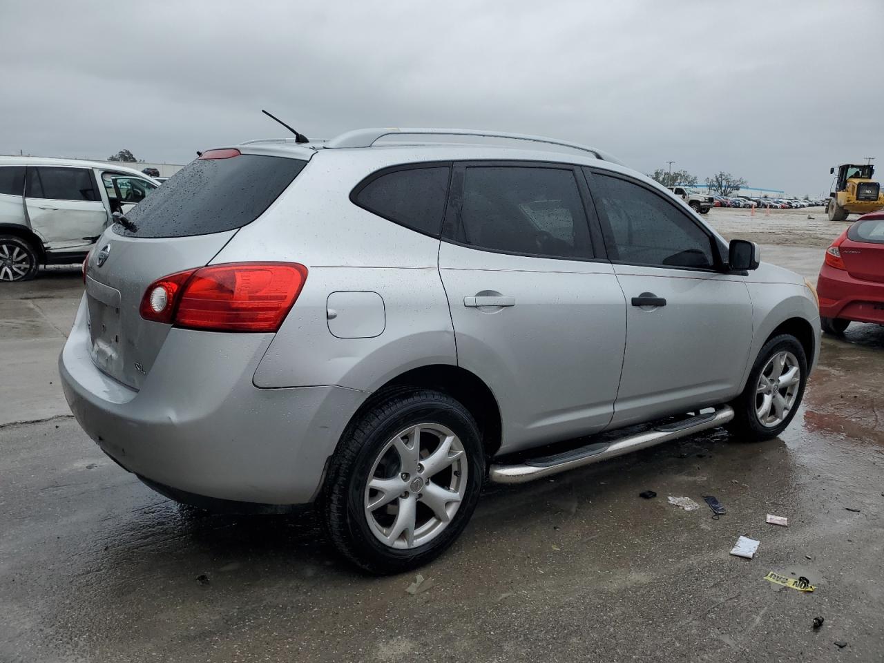 2009 Nissan Rogue - Image 3