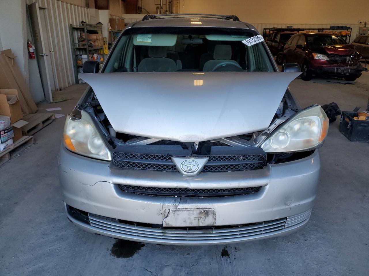2005 Toyota Sienna - Image 5