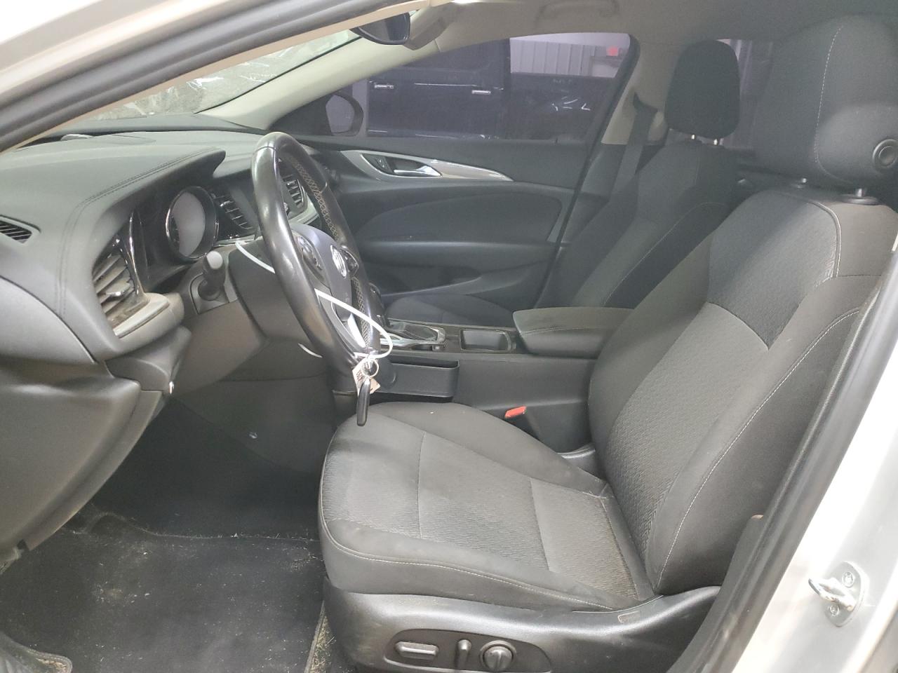 2020 Buick Regal Tourx Preferred VIN: W04GU8SX5L1007627 Lot: 42682835