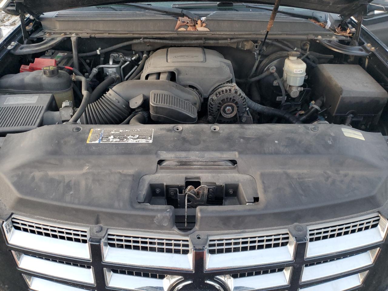 2011 Cadillac Escalade - Image 12