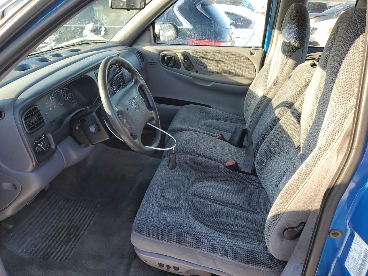 1999 Dodge Dakota VIN: 1B7GL22X8XS205964 Lot: 41640745