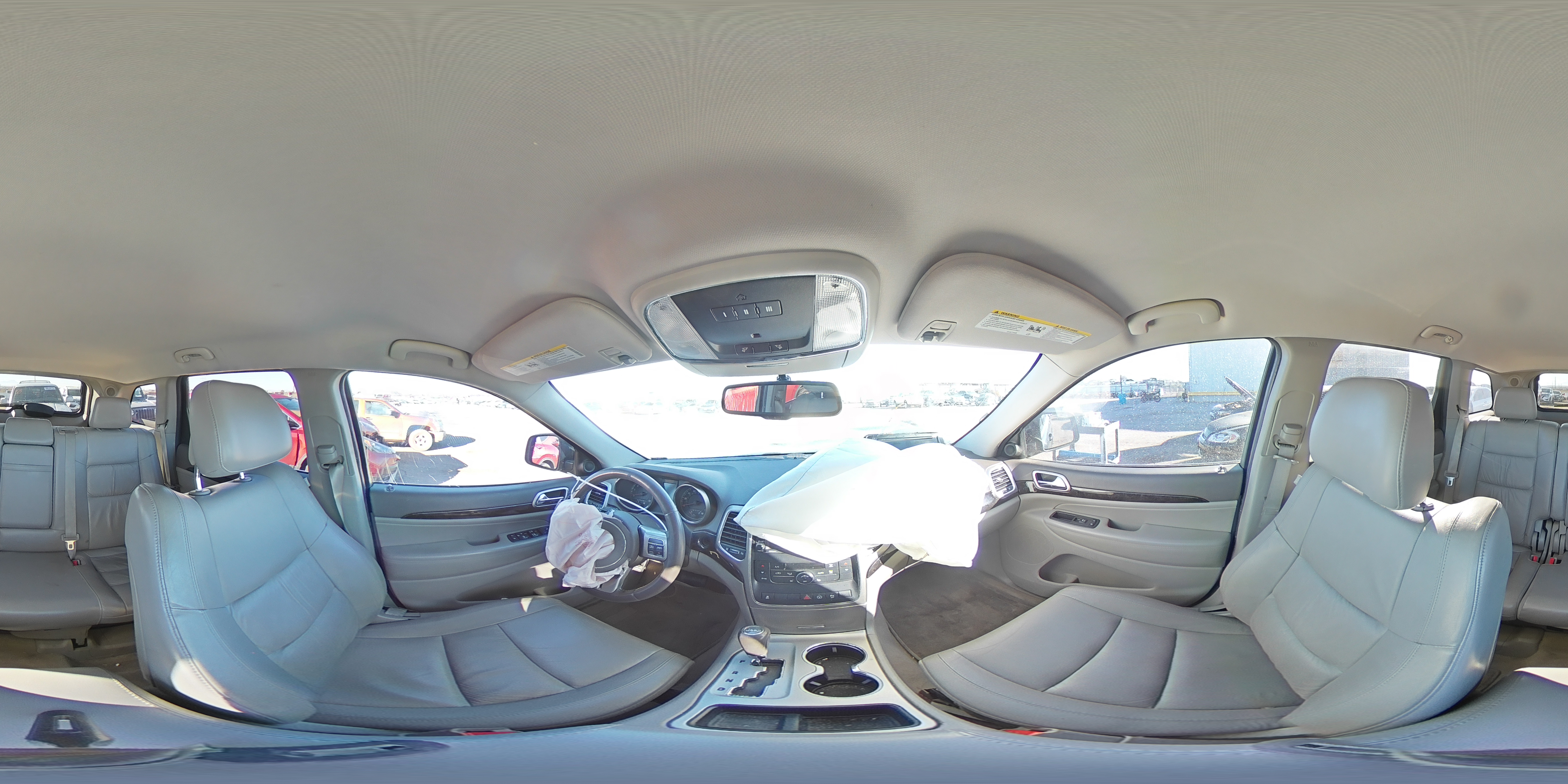 2013 Jeep Grand Cherokee - Image 13