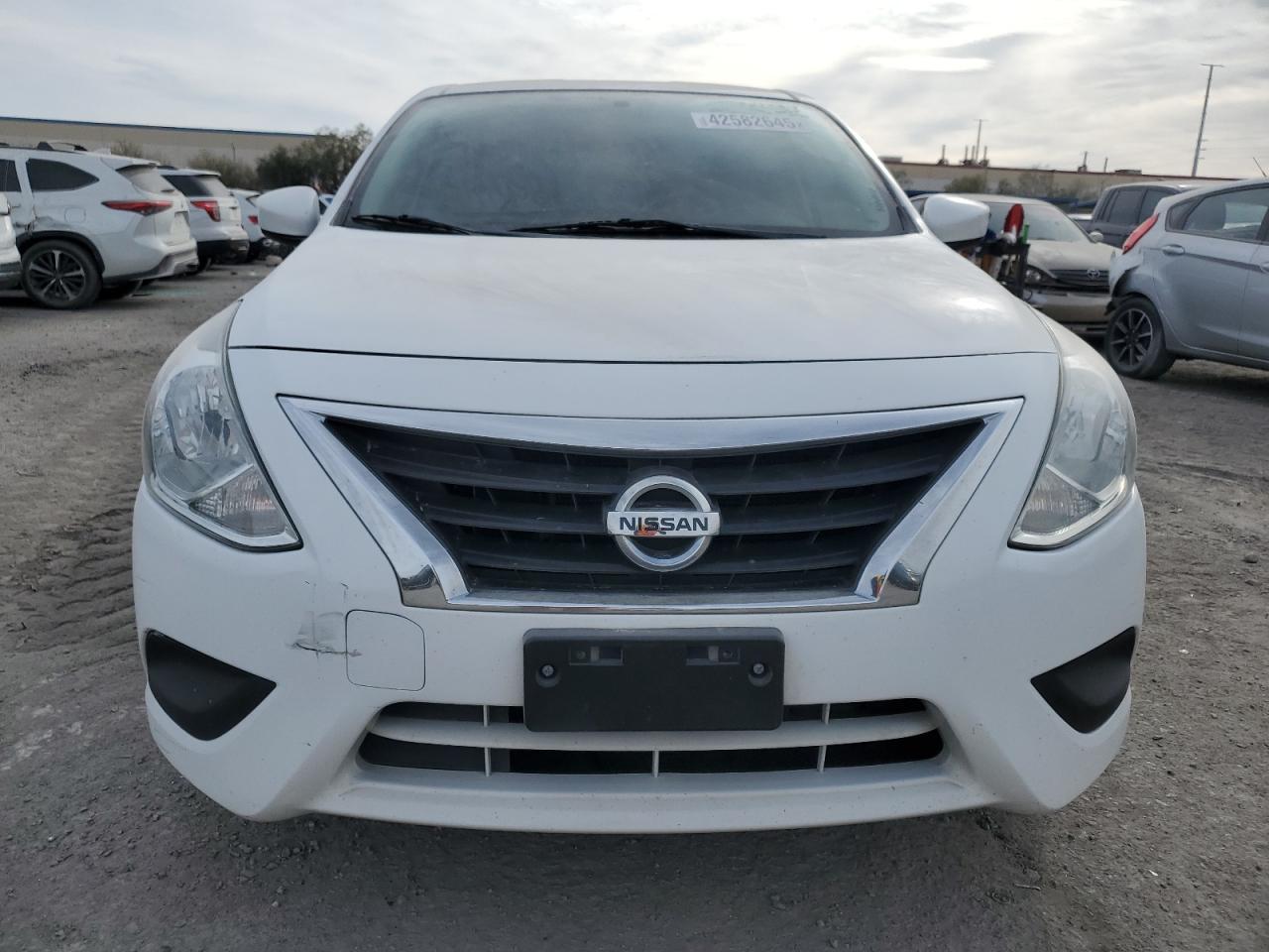 2015 Nissan Versa - Image 5