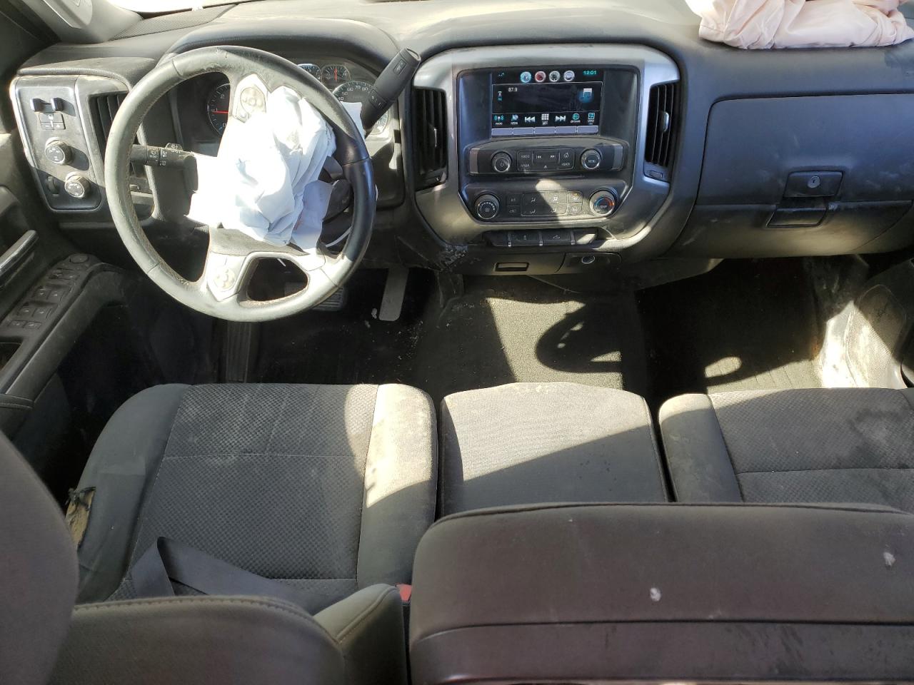 2016 Chevrolet Silverado - Image 8