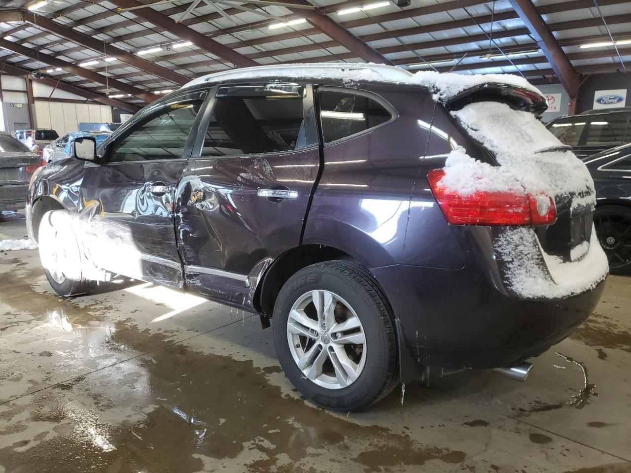 2012 Nissan Rogue - Image 2